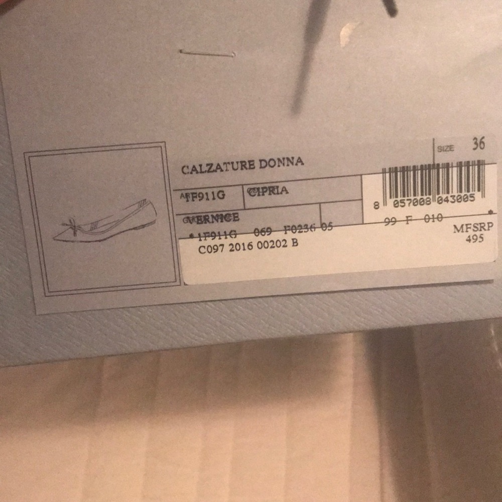 Prada patent nude flats with bow and dust bag - Picture 6 of 8